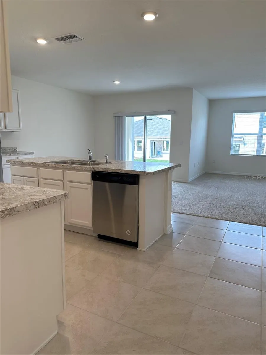 455 BOARDWALK AVE