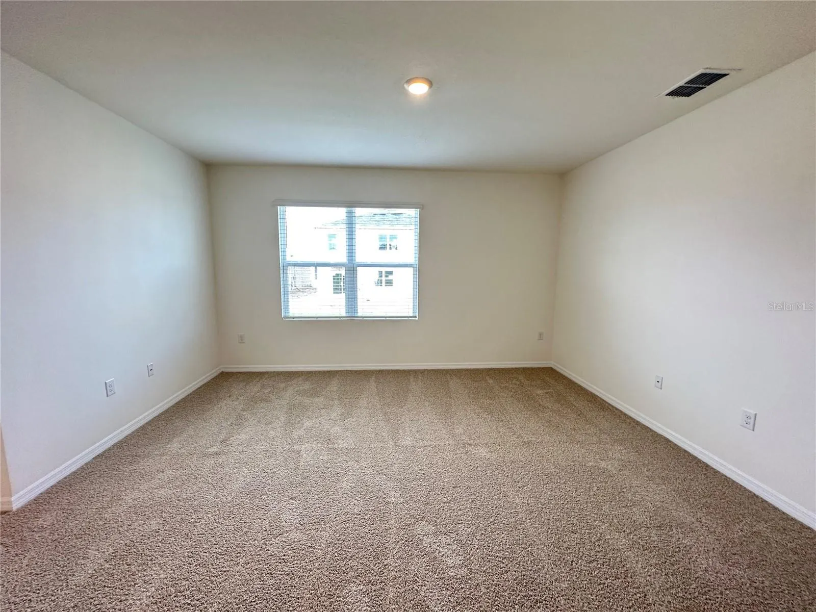 455 BOARDWALK AVE