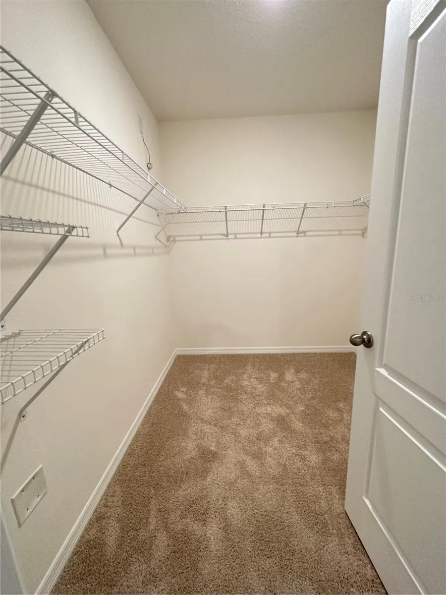 455 BOARDWALK AVE