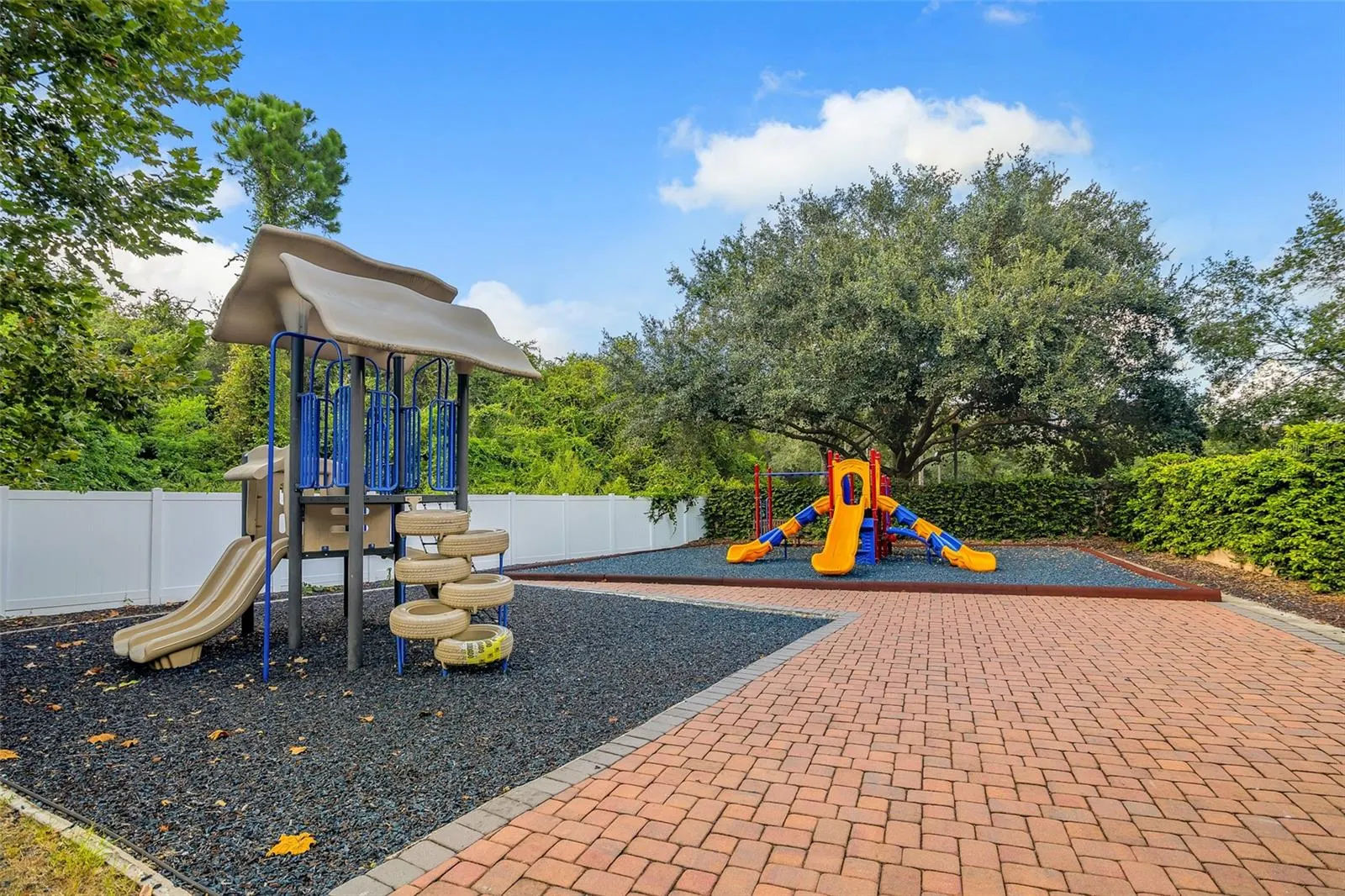 2960 LUCAYAN HARBOUR CIR #103, #103