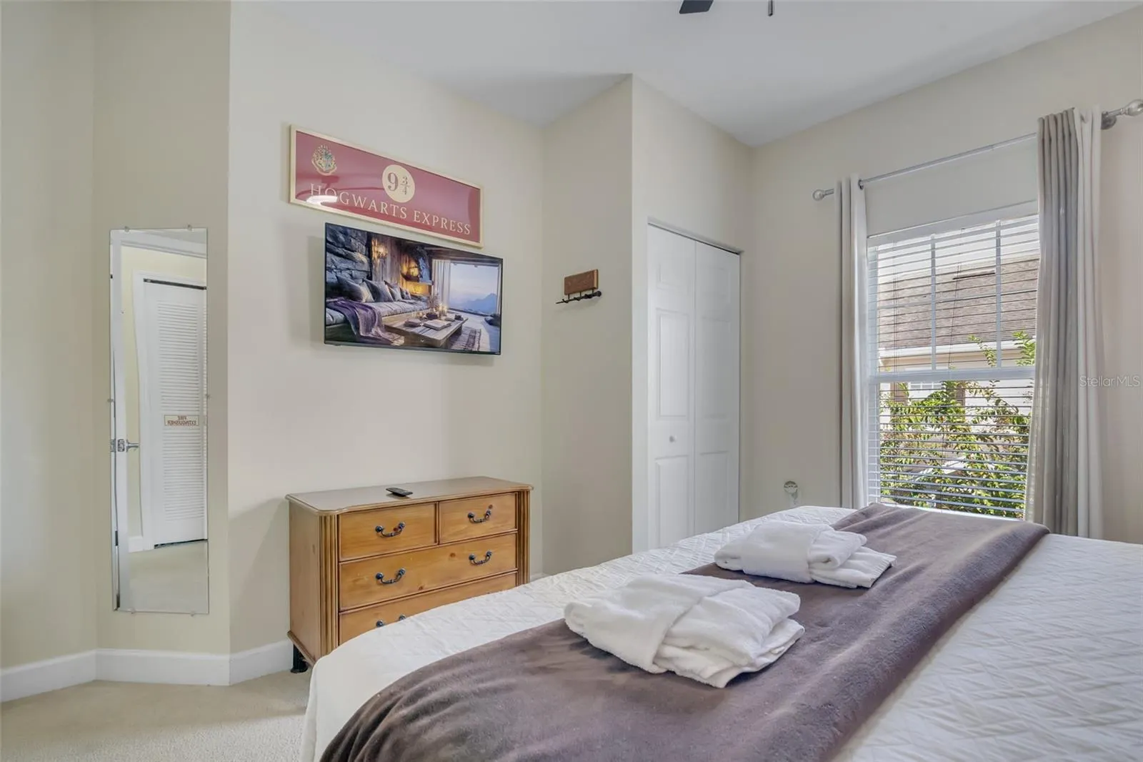 2960 LUCAYAN HARBOUR CIR #103, #103