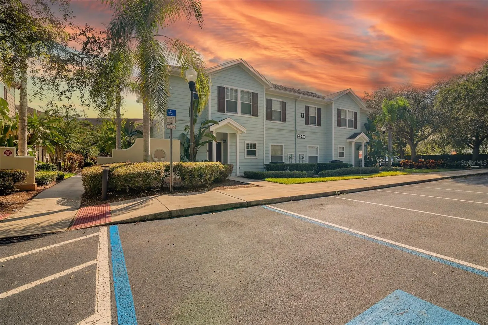 2960 LUCAYAN HARBOUR CIR #103, #103