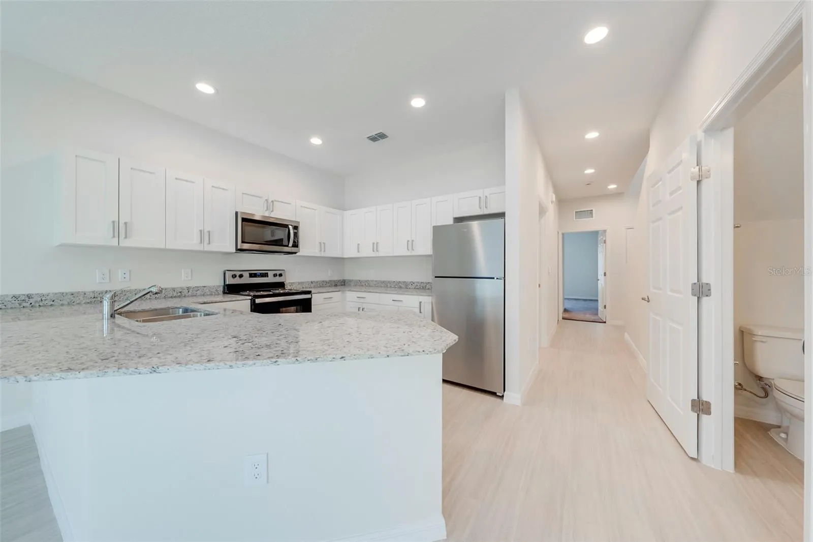 2147 PENNY LN