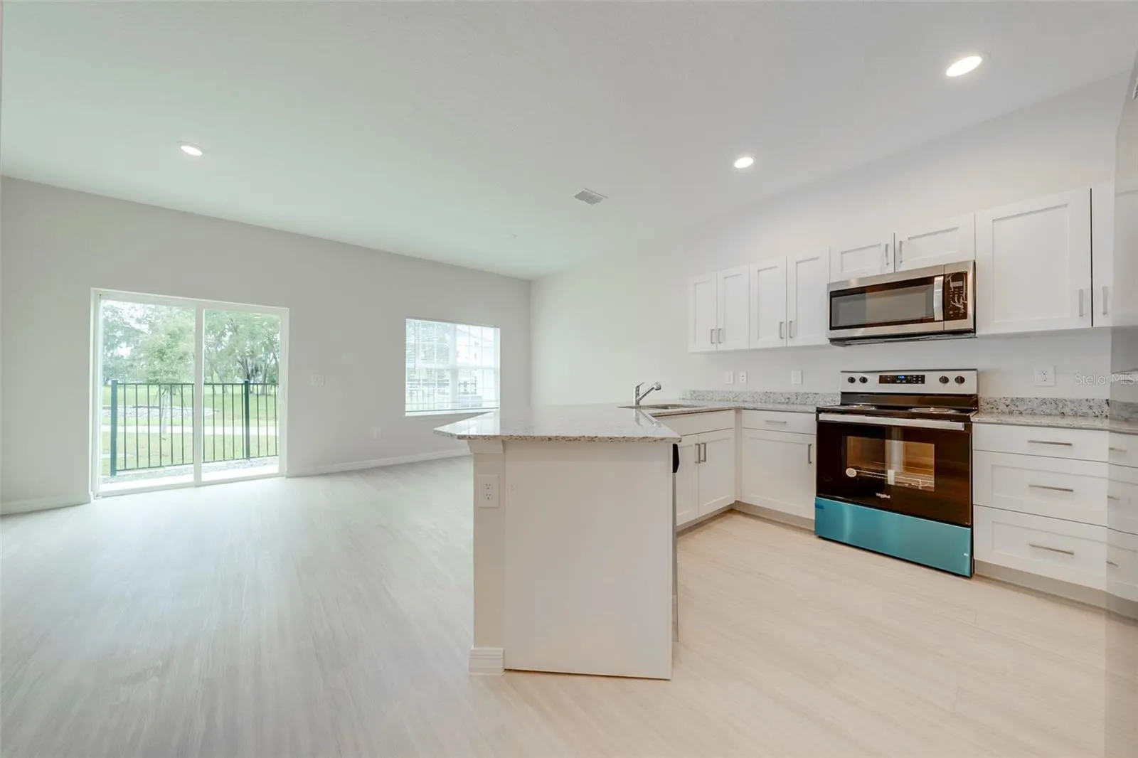 2147 PENNY LN