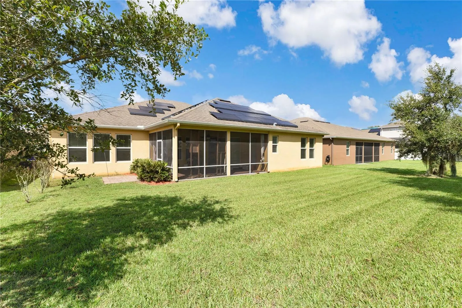 1507 ALLIGATOR ST