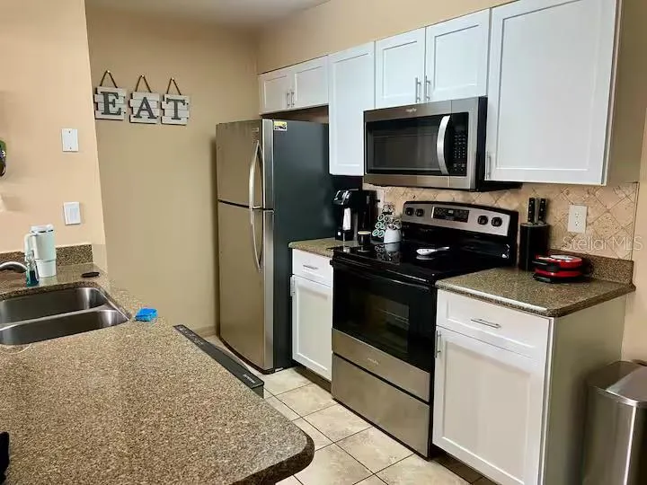 2458 SWEETWATER CLUB CIR #22, #22