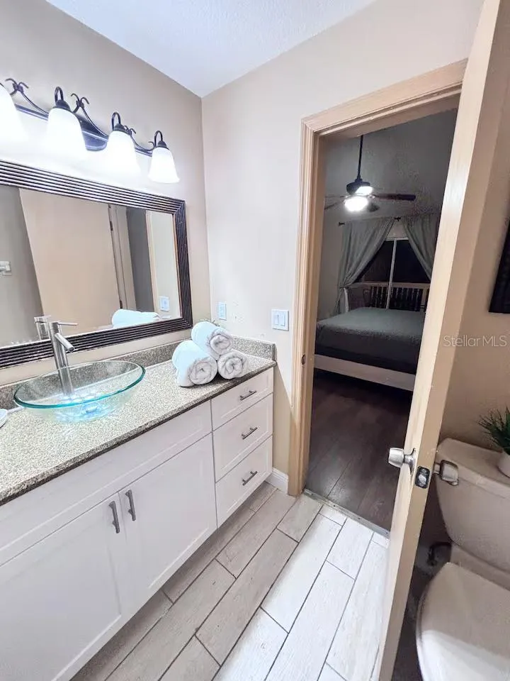 2458 SWEETWATER CLUB CIR #22, #22