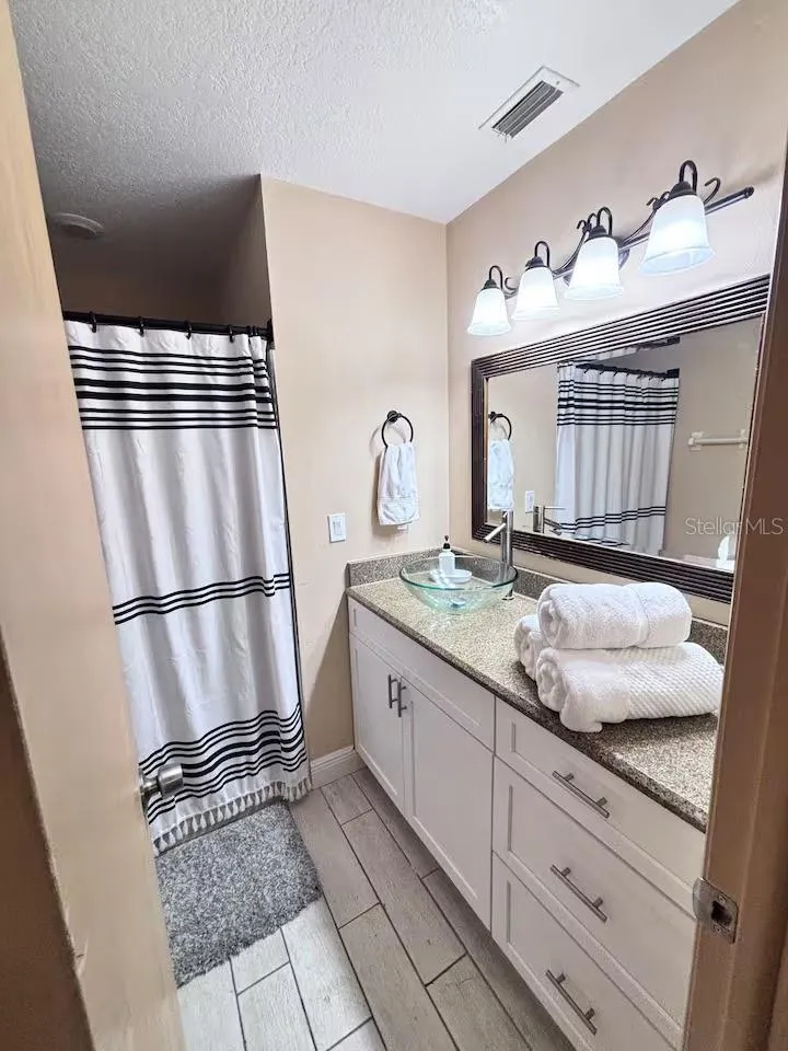 2458 SWEETWATER CLUB CIR #22, #22