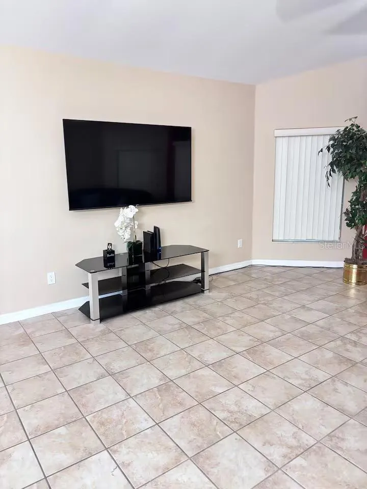 2458 SWEETWATER CLUB CIR #22, #22