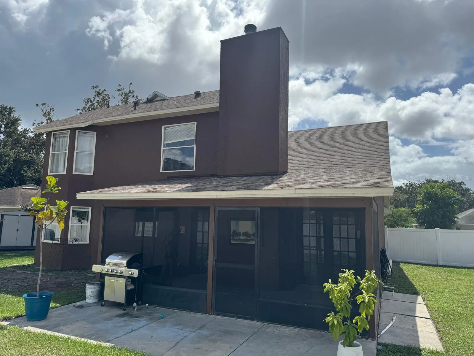 2833 SHEA CT
