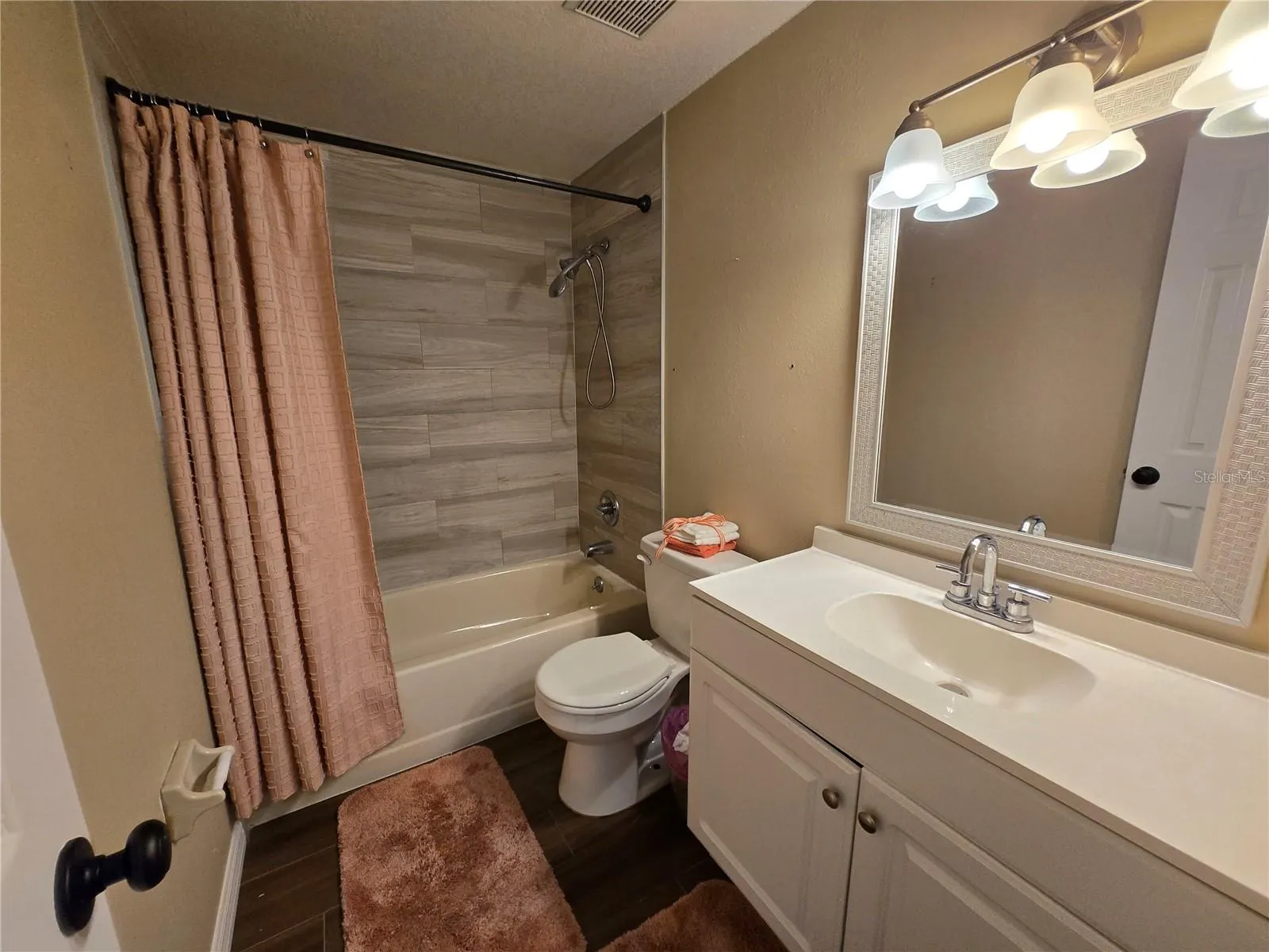 2833 SHEA CT