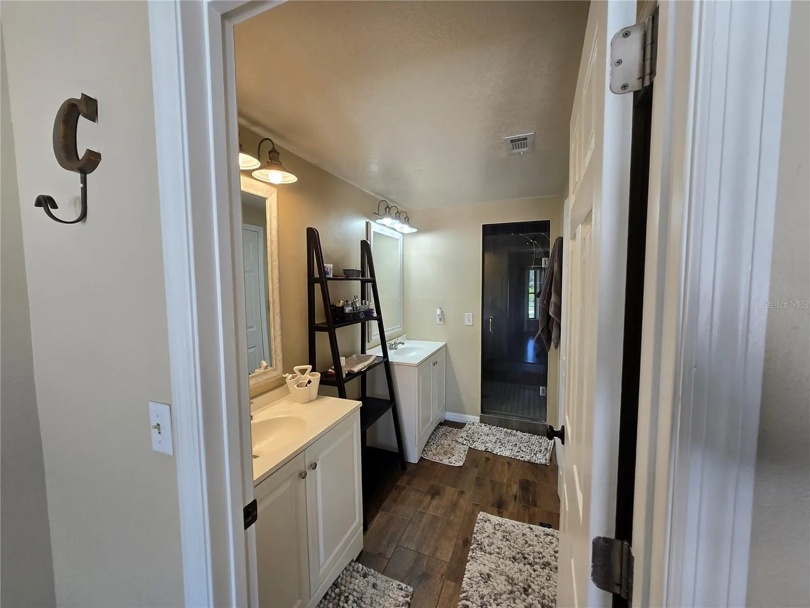 2833 SHEA CT