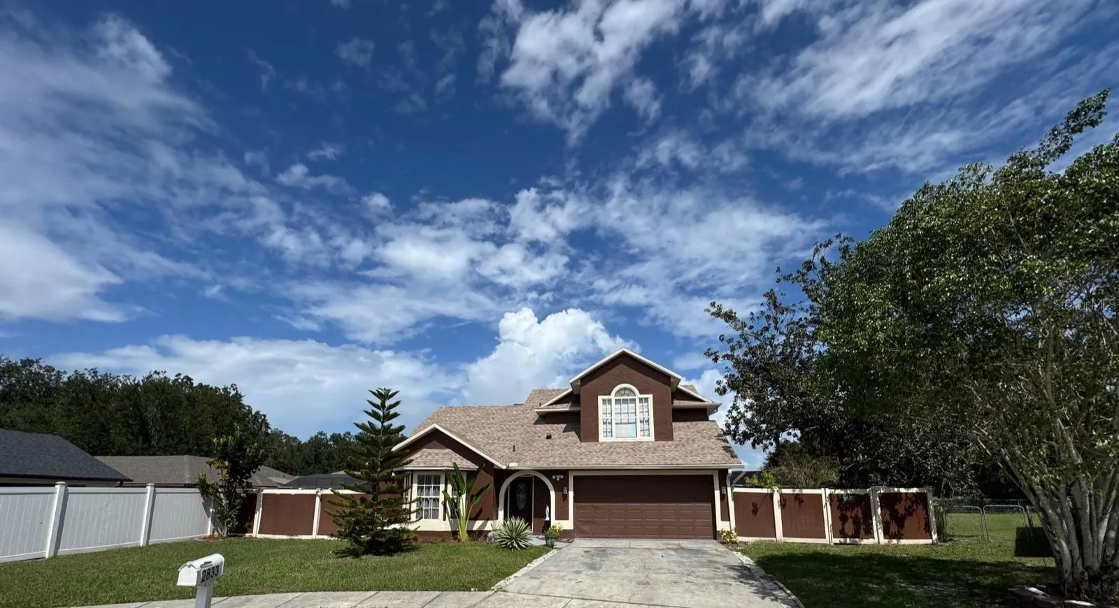2833 SHEA CT