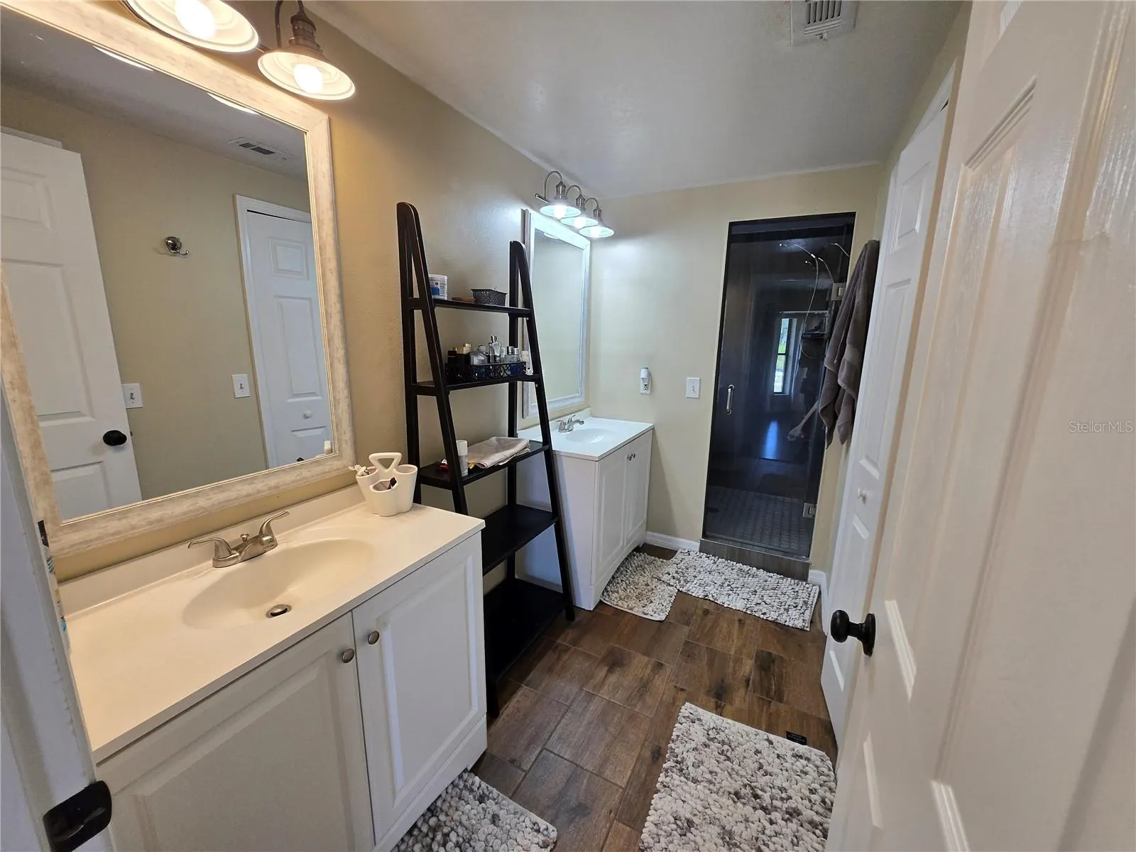 2833 SHEA CT