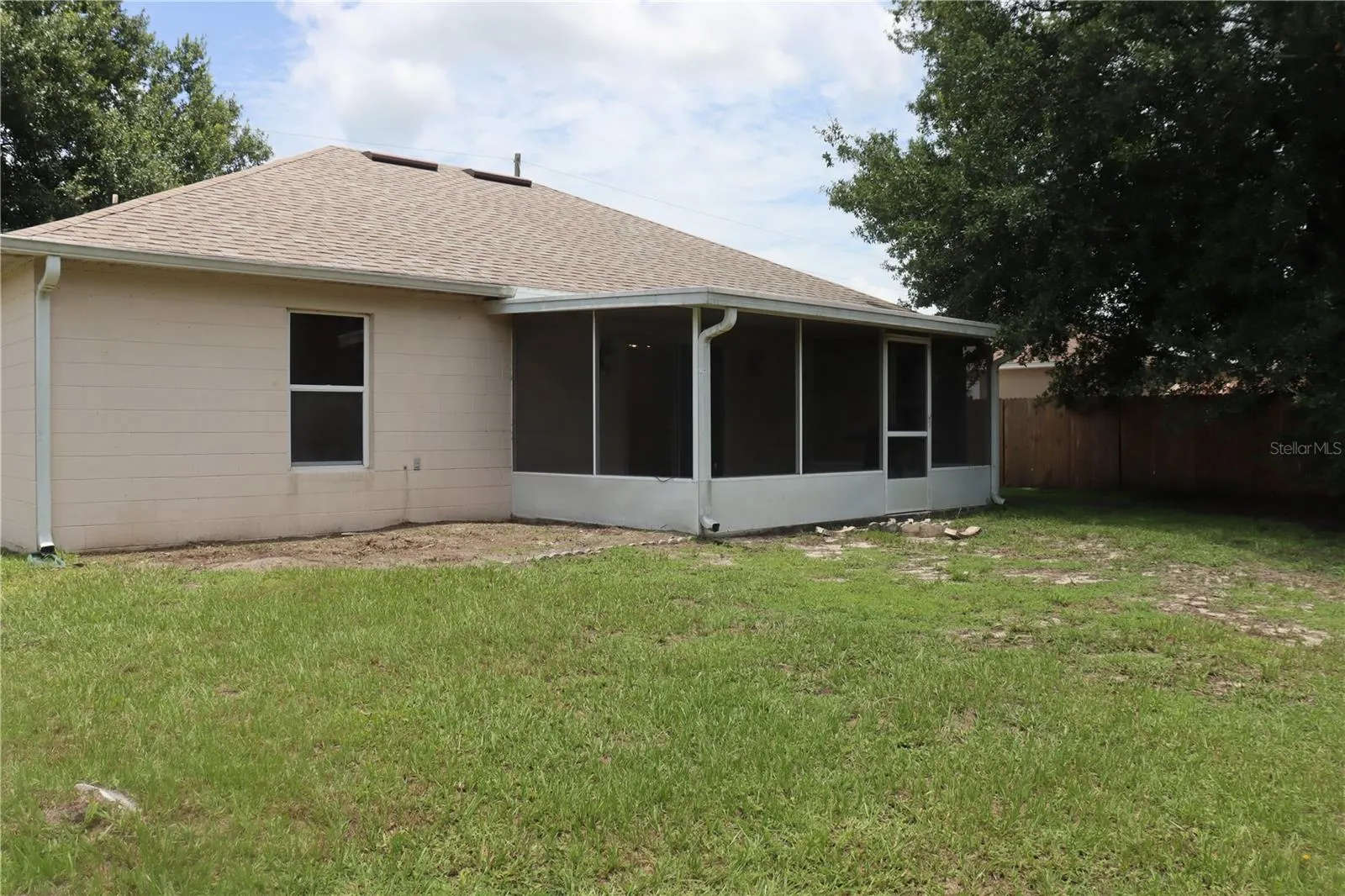 624 GULL DR