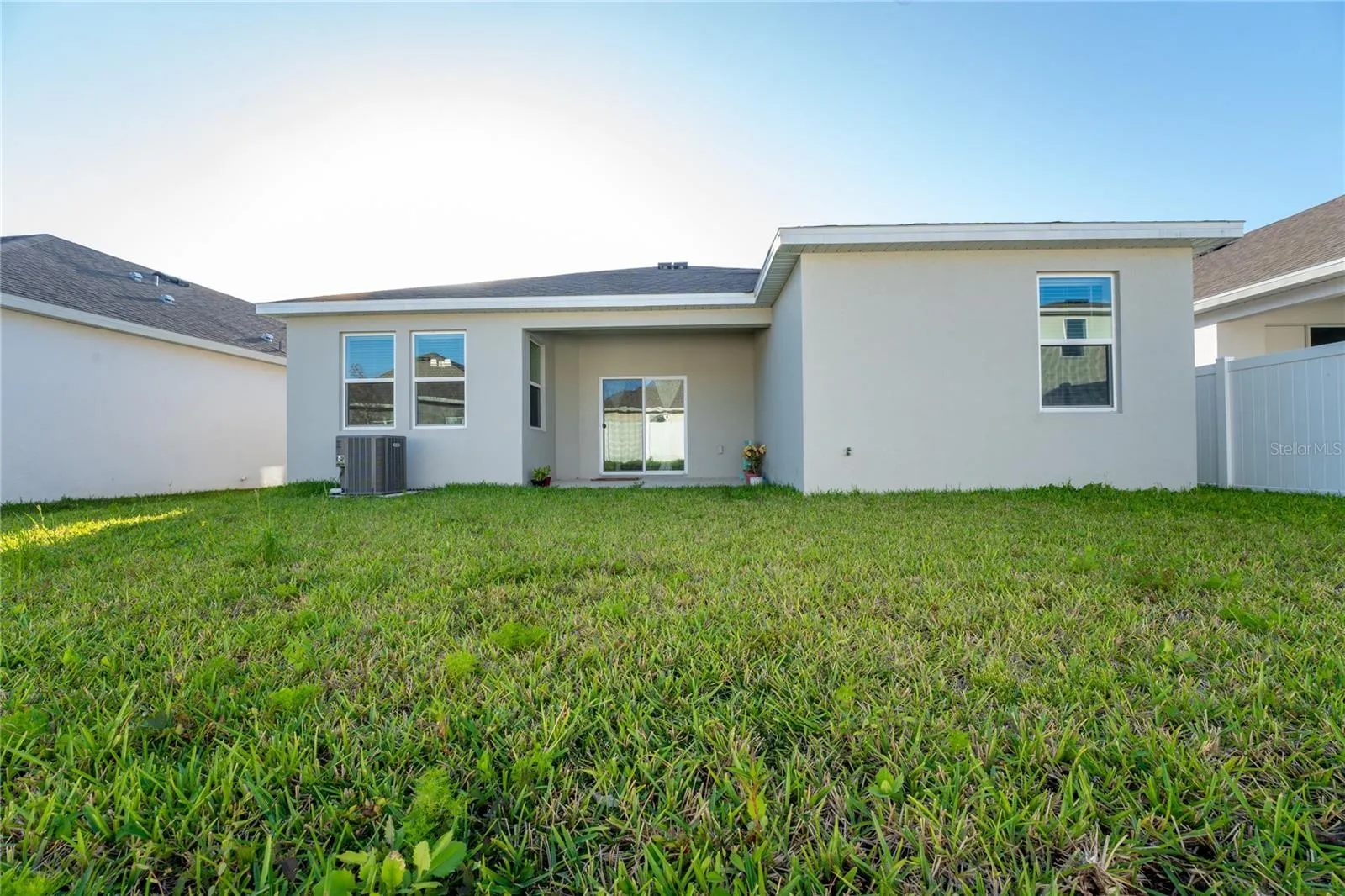 1177 FOX HEDGE LN