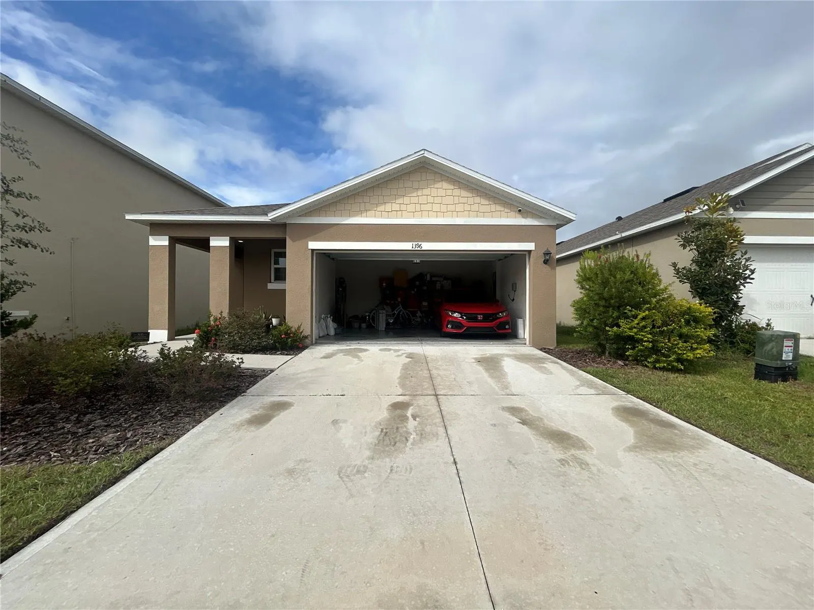 1396 BERRY LN