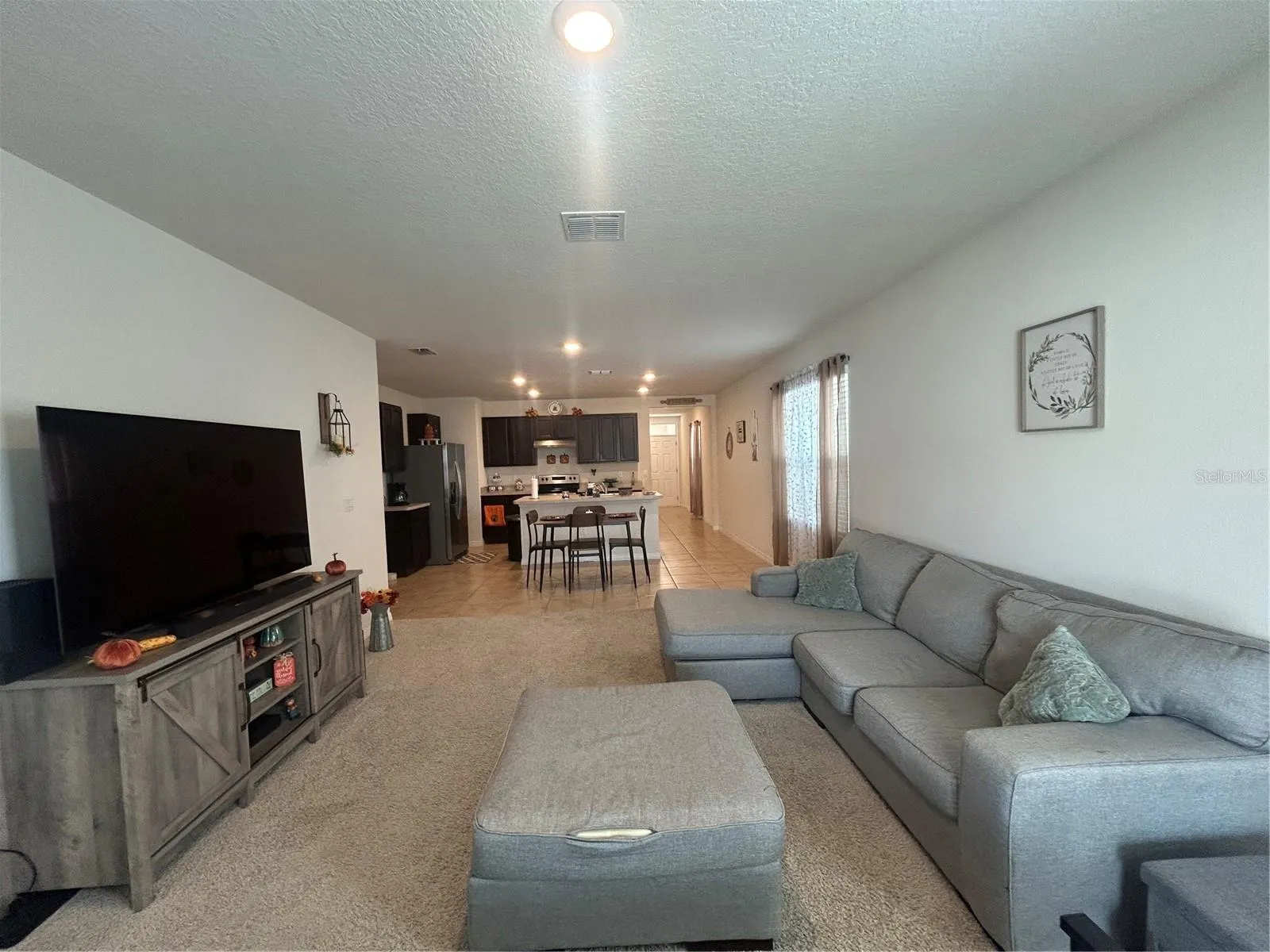 1396 BERRY LN