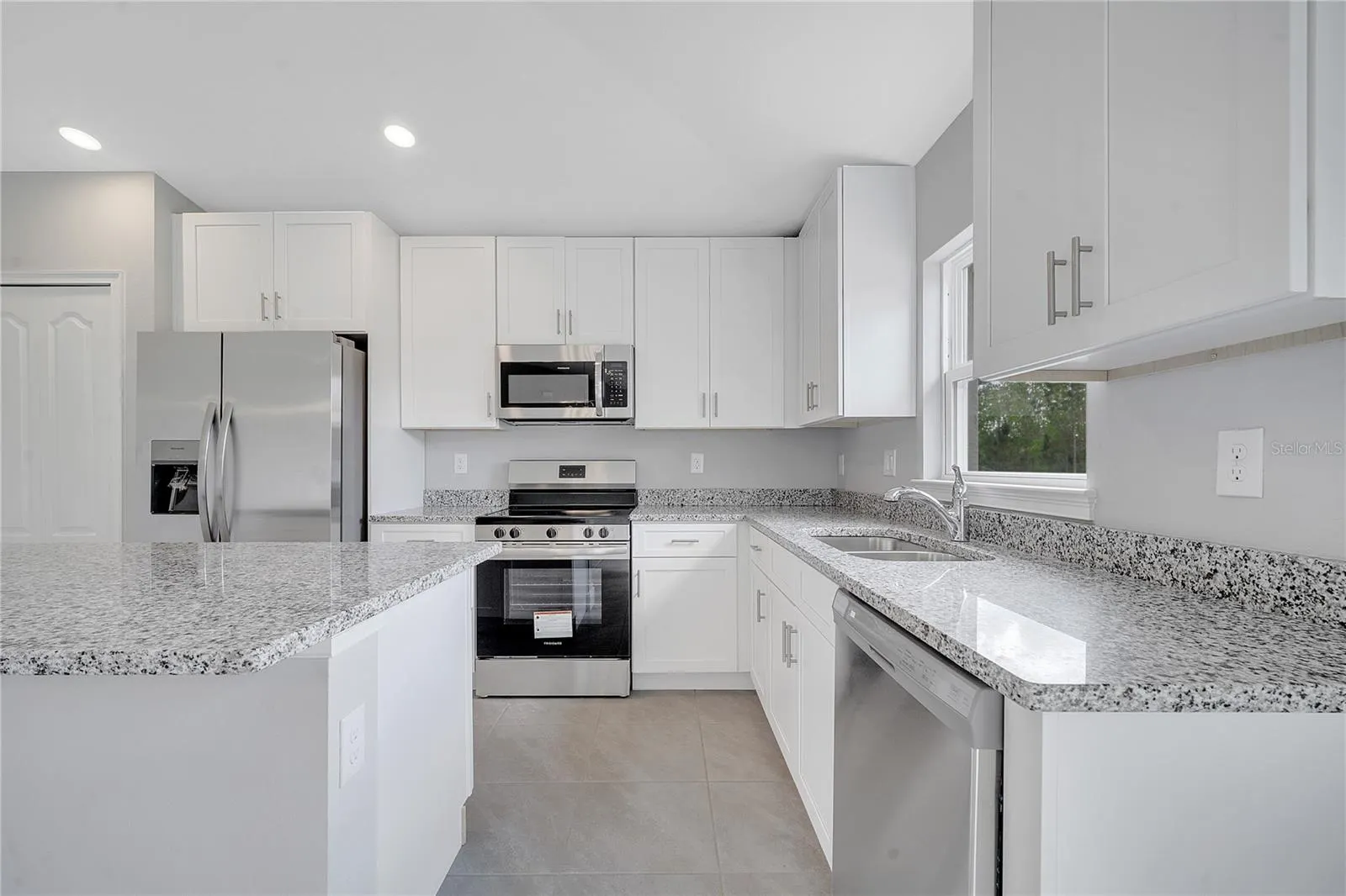 43 PETERLEE CT
