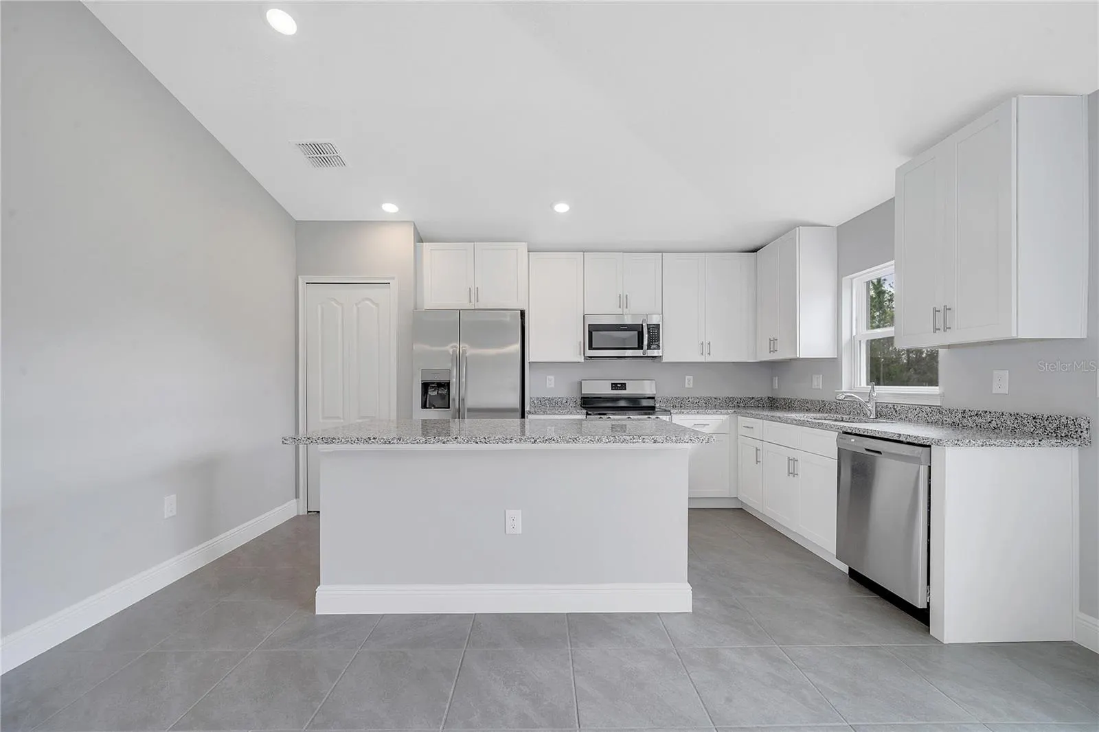 43 PETERLEE CT