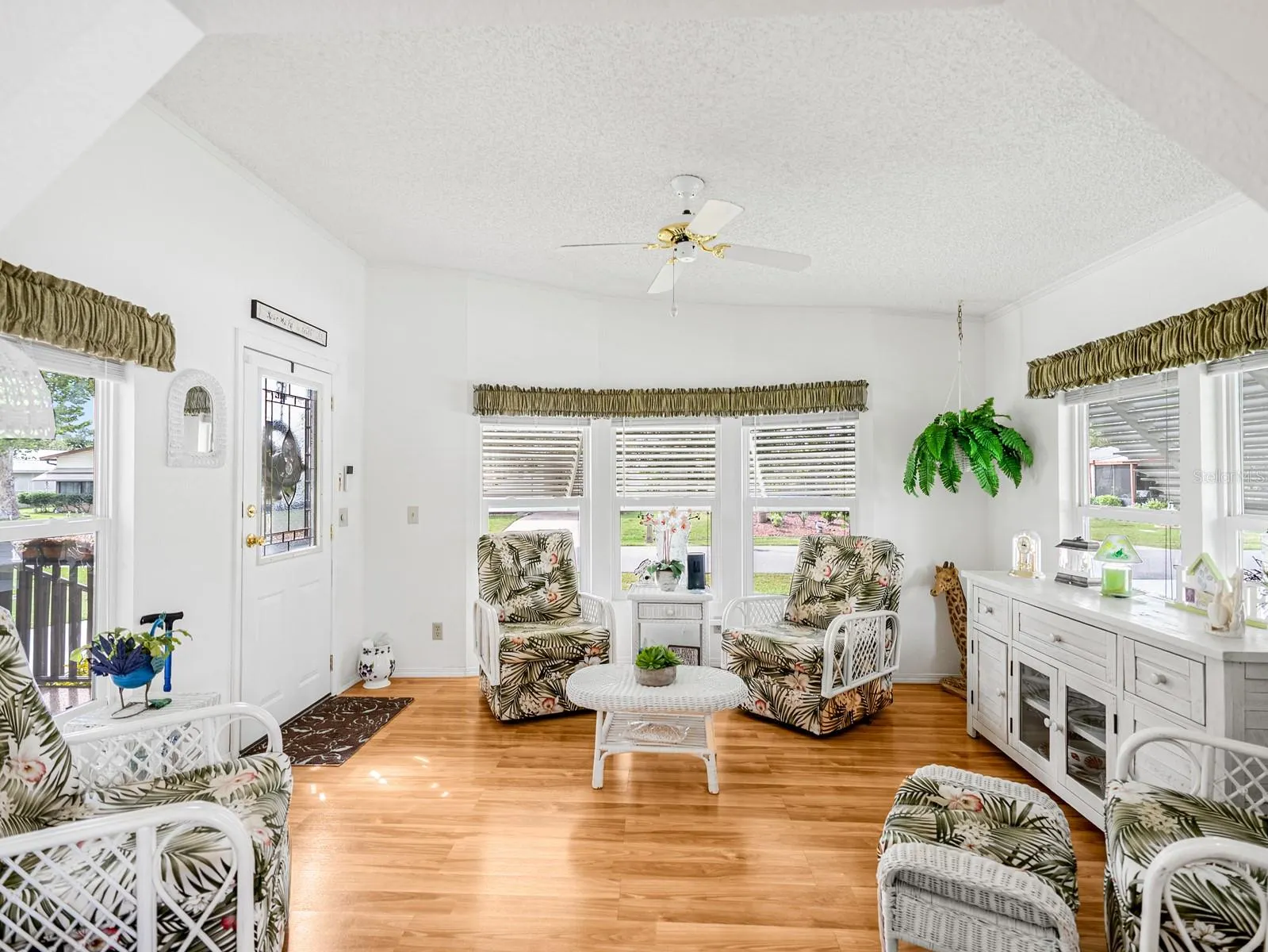 412 TIVOLI PARK DR