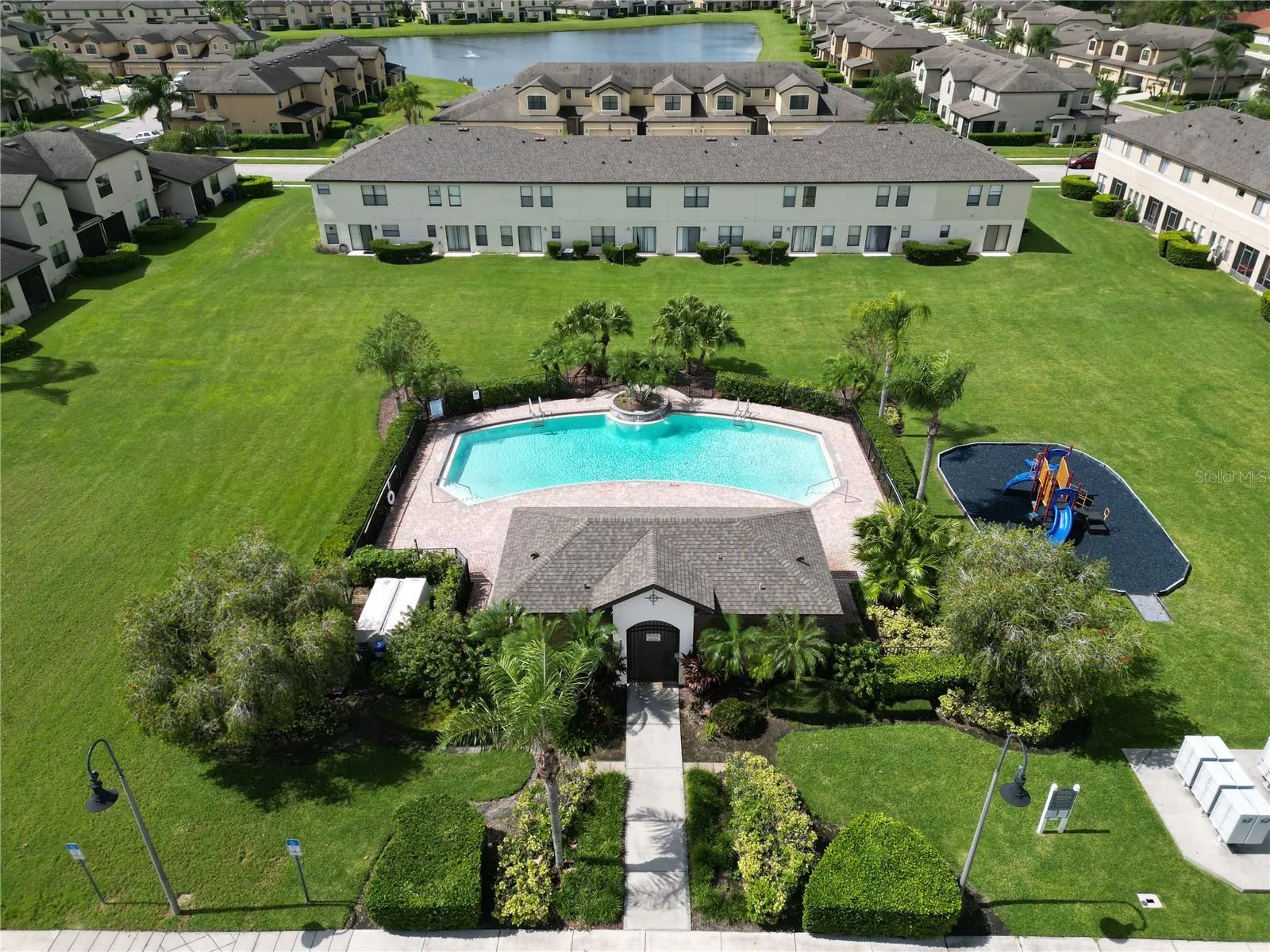 2449 SEVEN OAKS DR