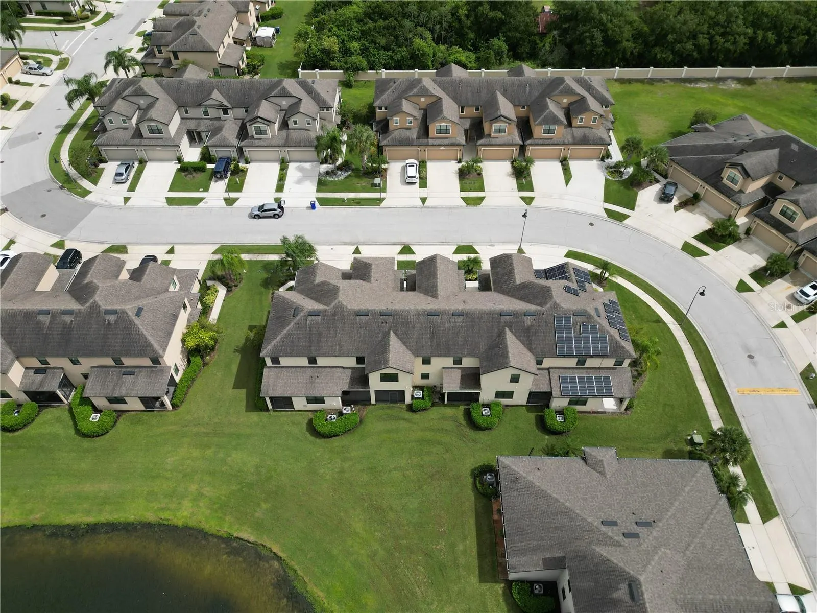 2449 SEVEN OAKS DR