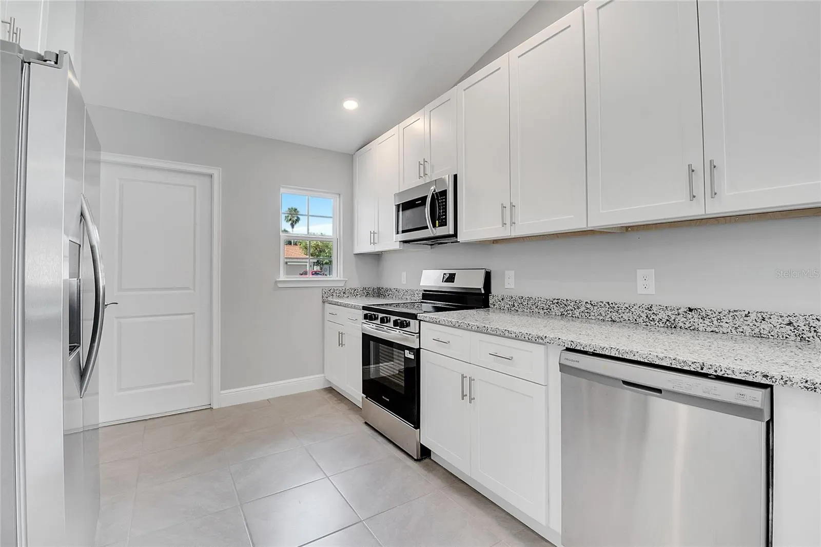 449 CINNAMON DR