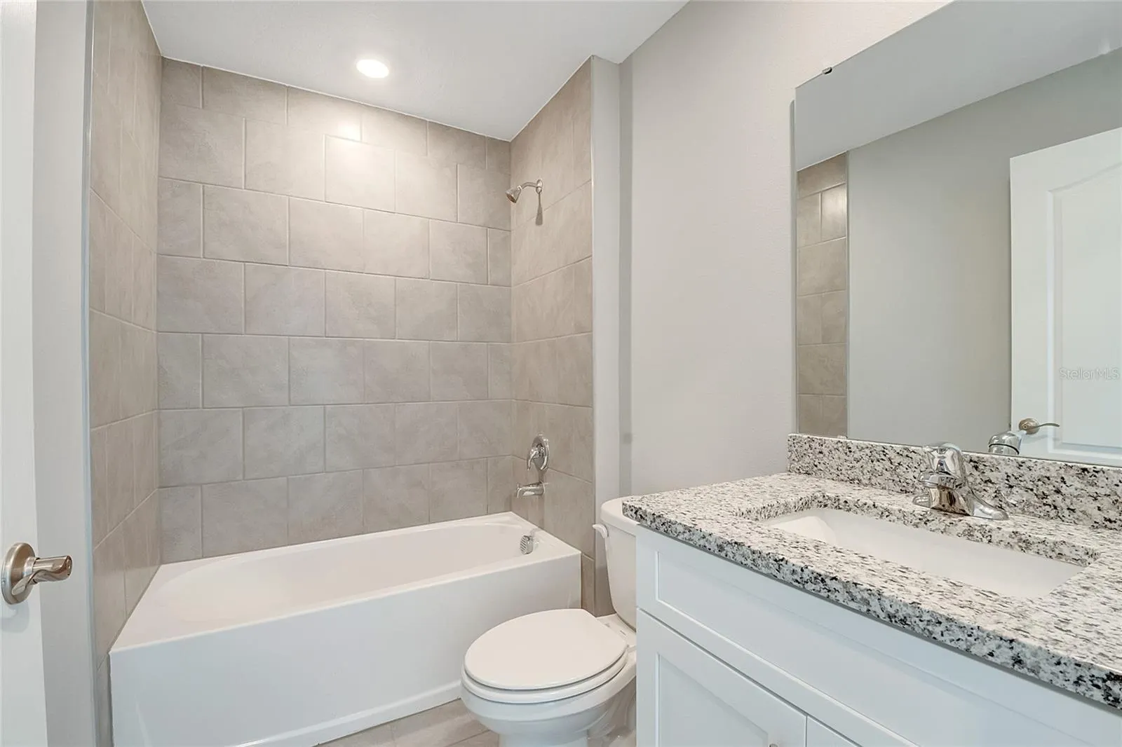 449 CINNAMON DR