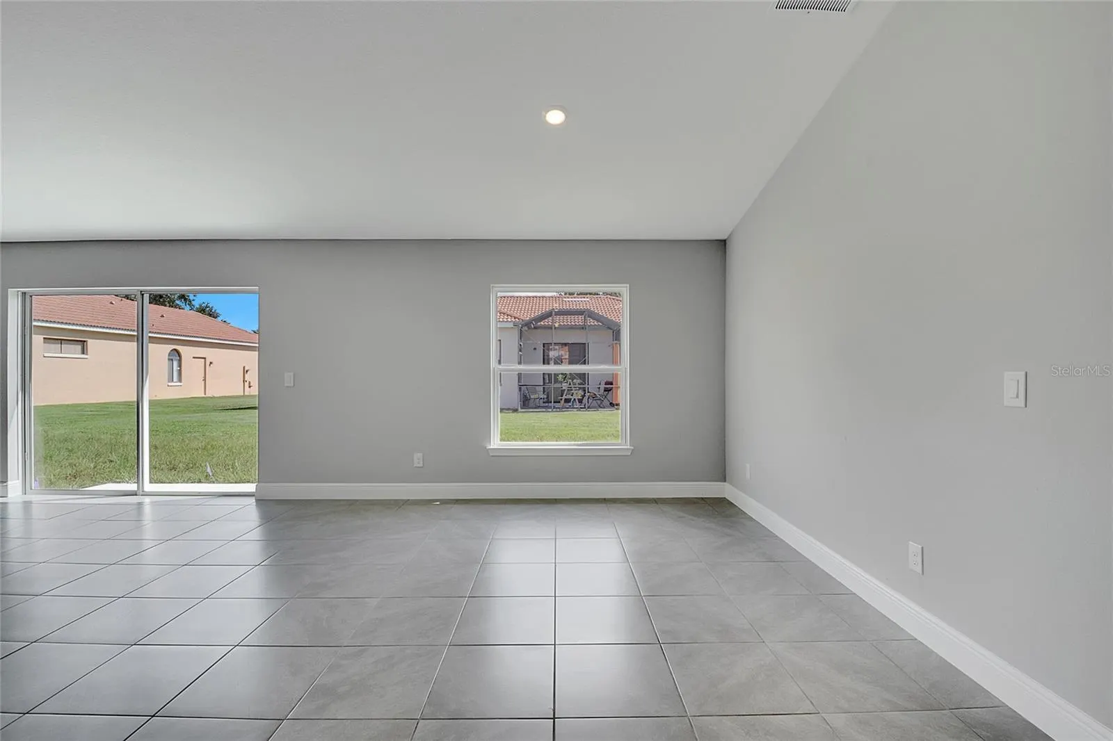 449 CINNAMON DR