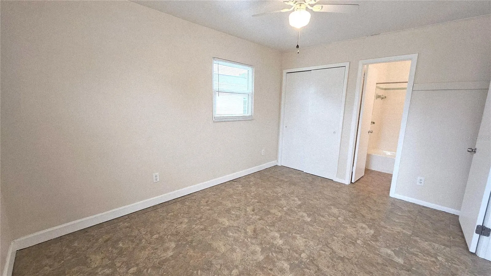 283 COCOANUT AVE