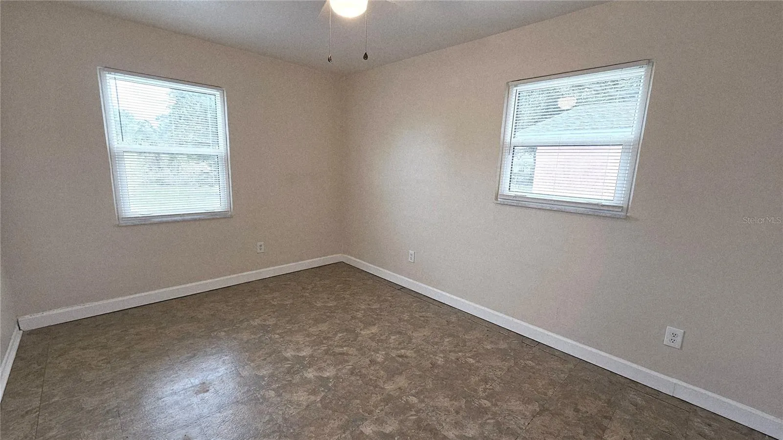283 COCOANUT AVE