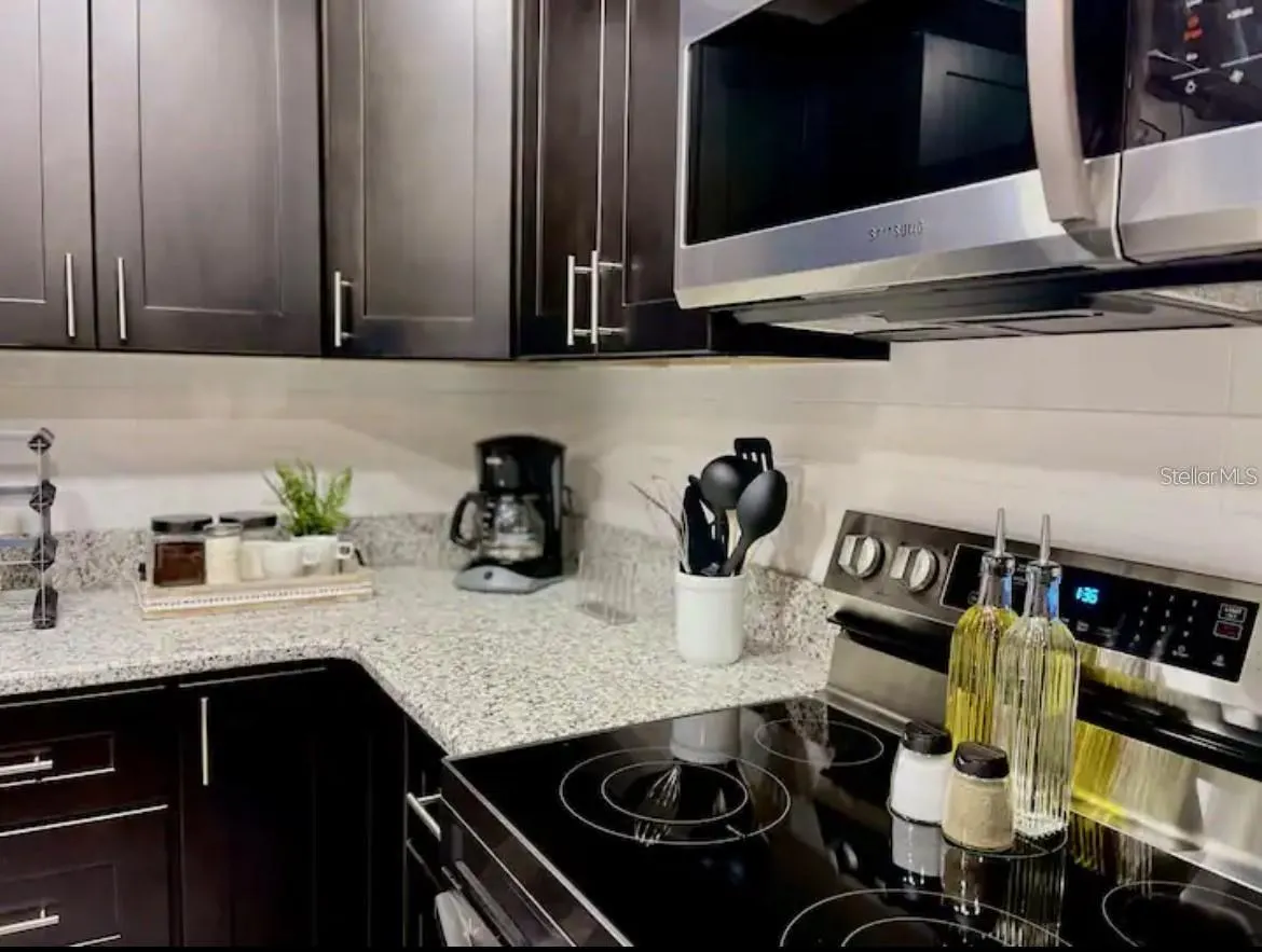 2798 CLUB CORTILE CIR #A, #A