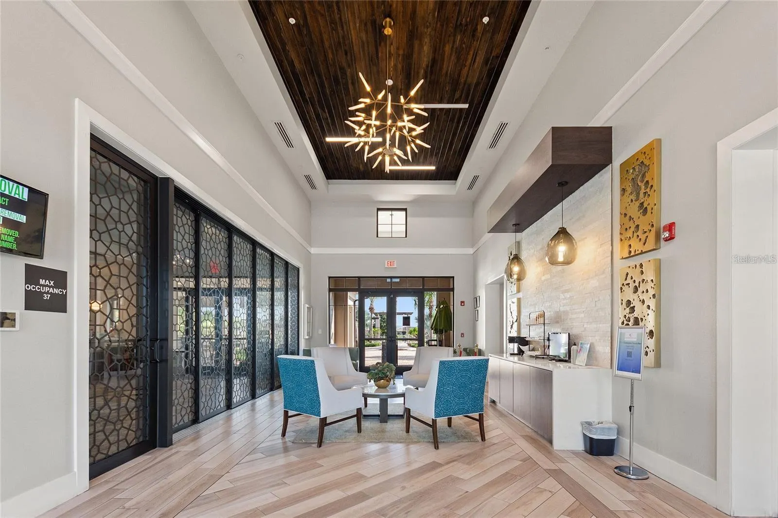8956 DOVE VALLEY WAY