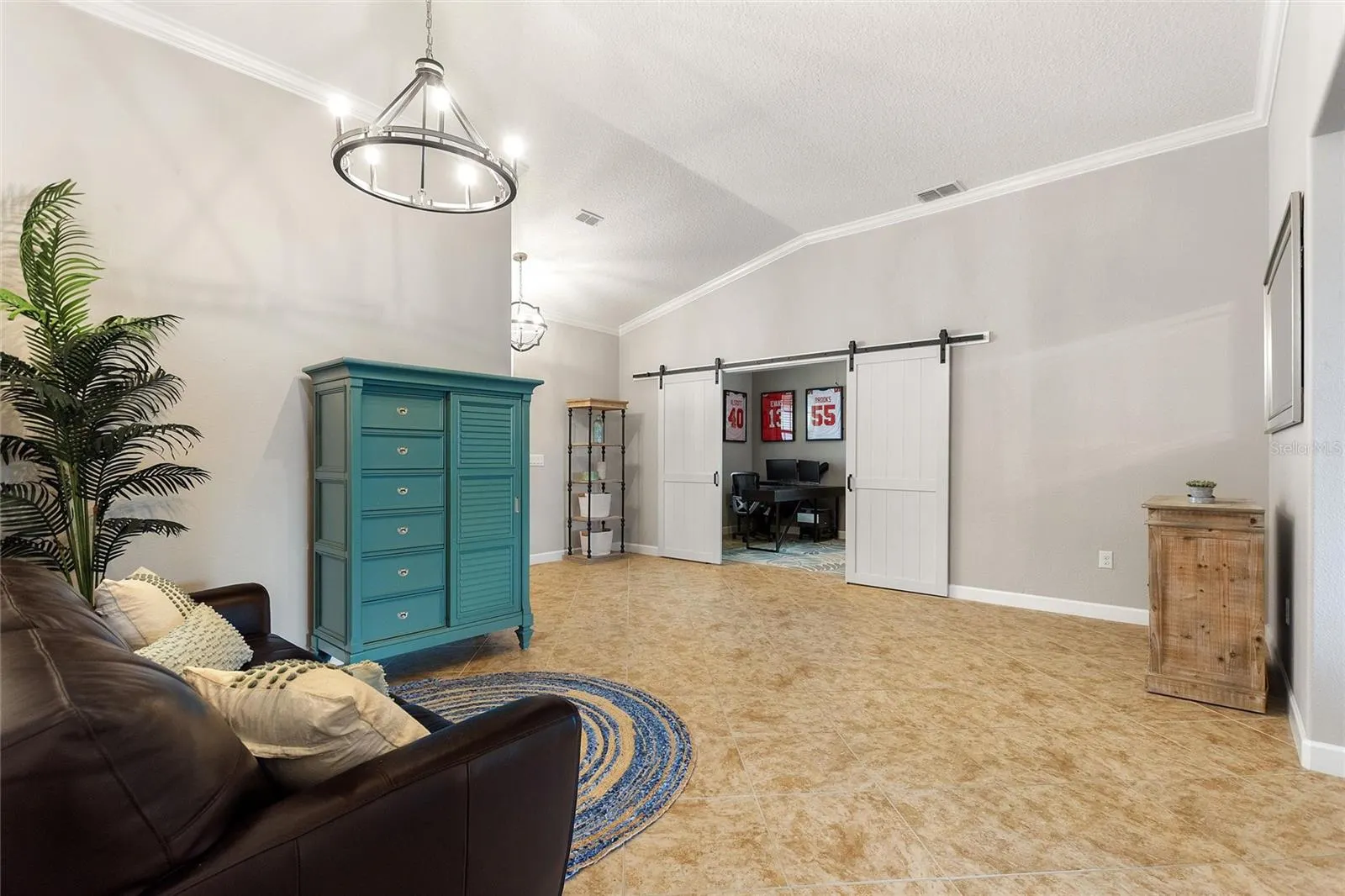 8956 DOVE VALLEY WAY