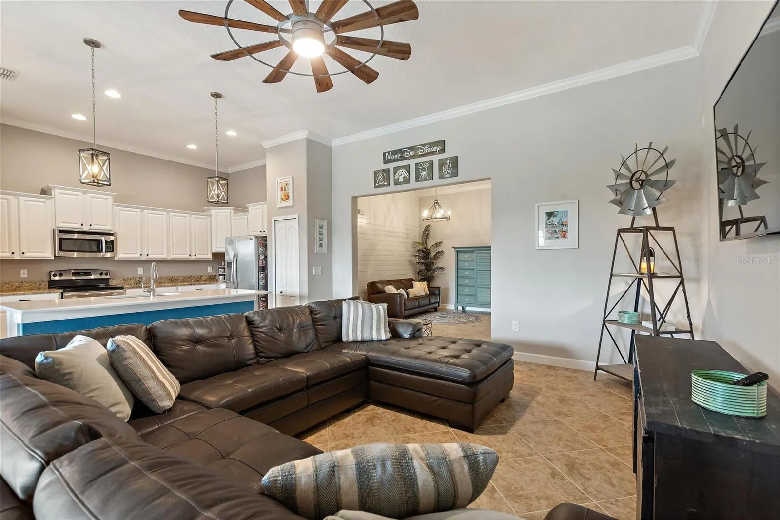 8956 DOVE VALLEY WAY