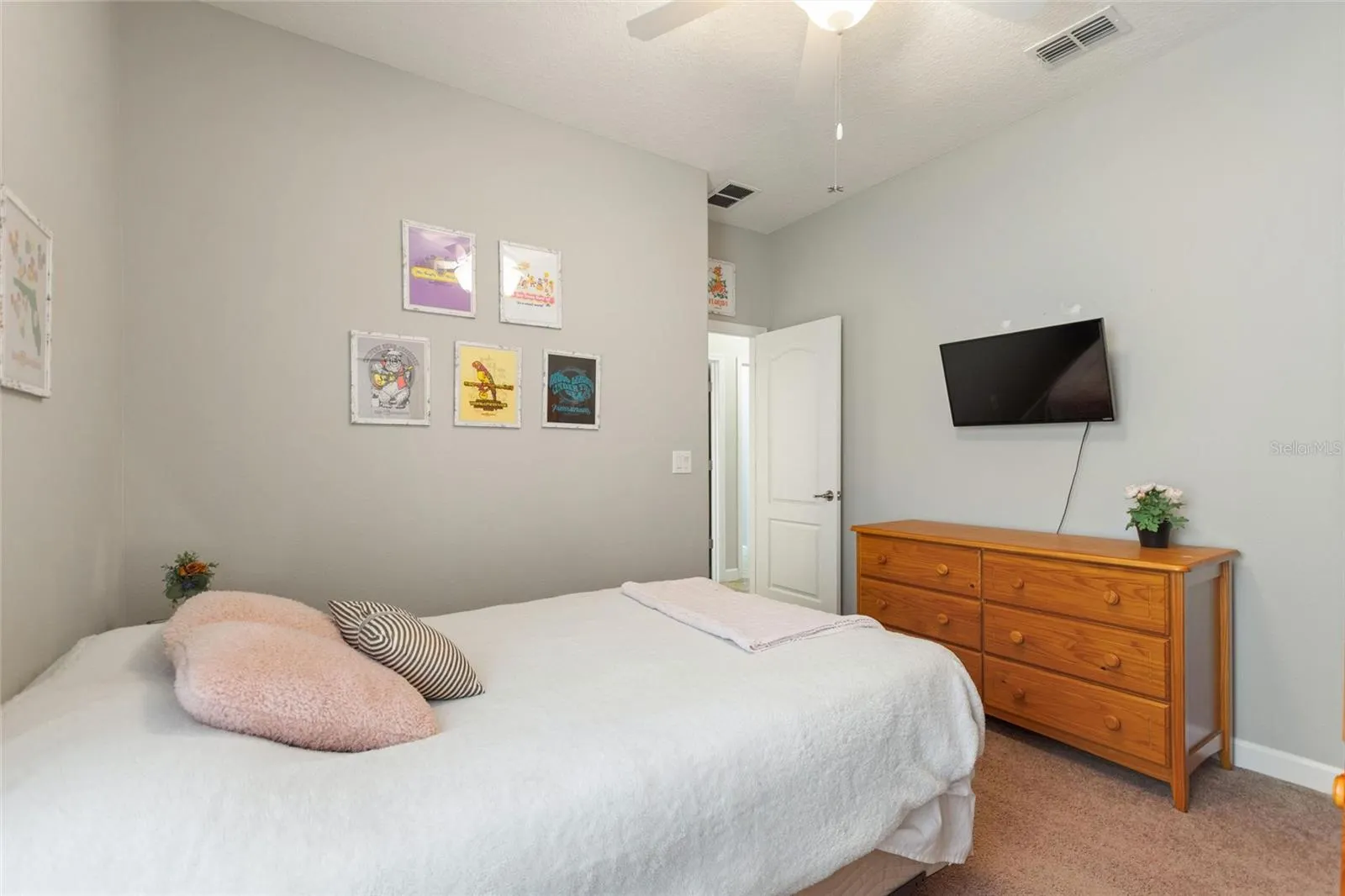 8956 DOVE VALLEY WAY
