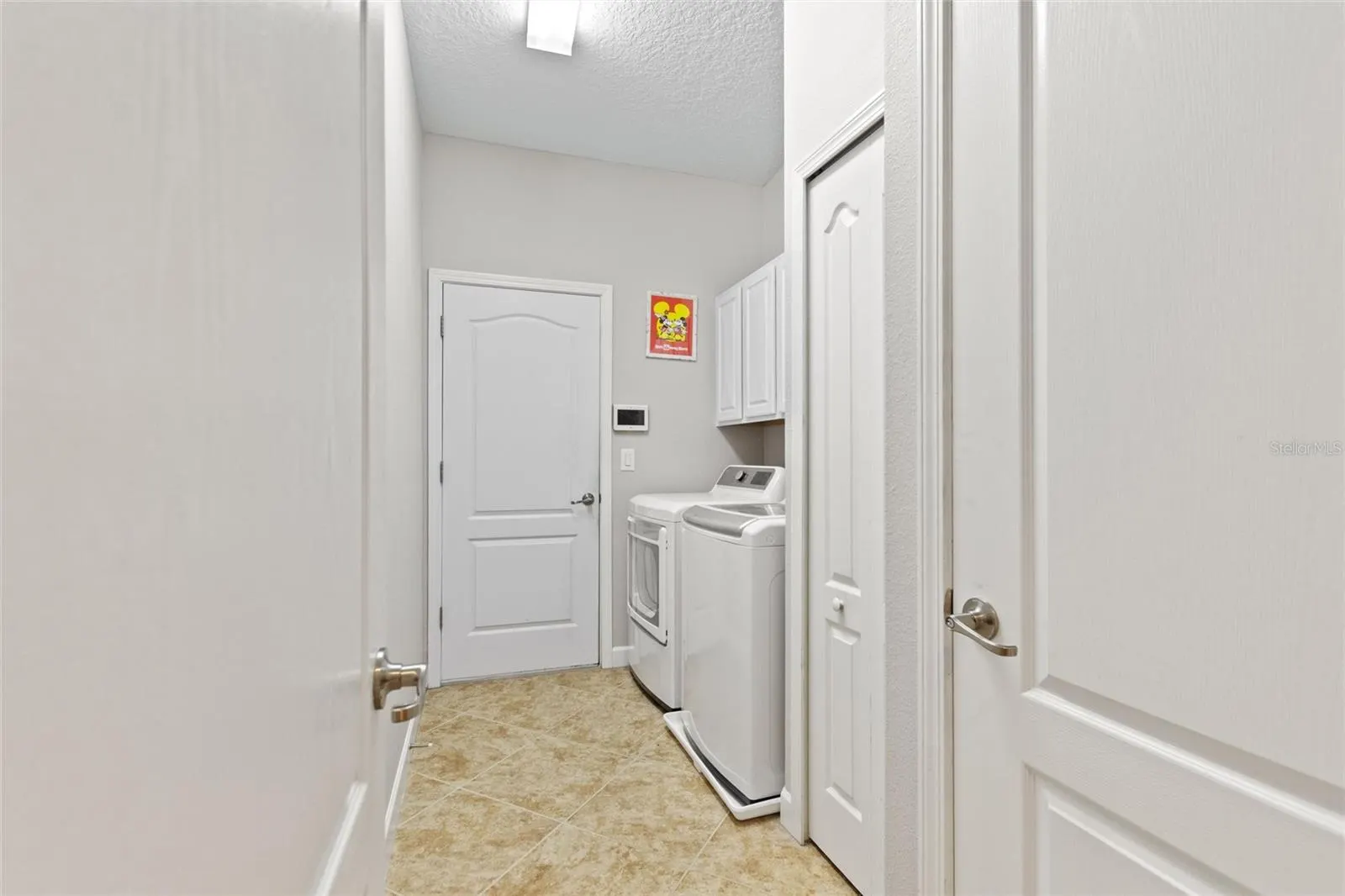 8956 DOVE VALLEY WAY