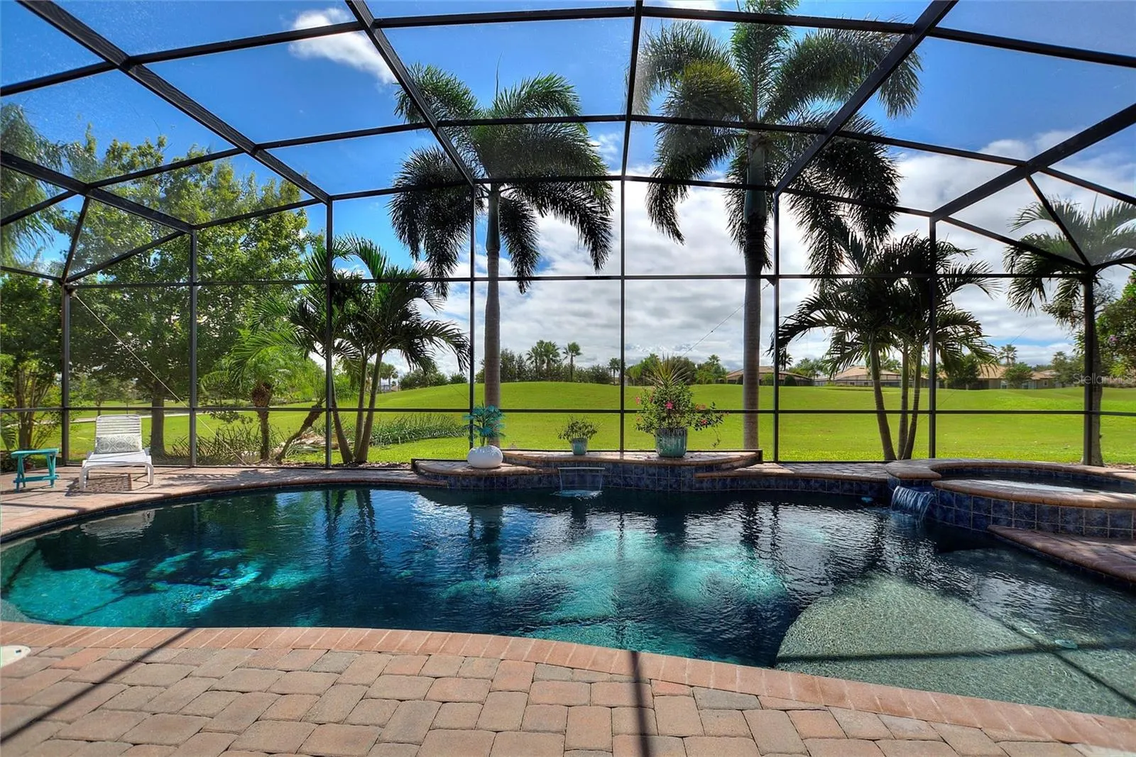 8956 DOVE VALLEY WAY