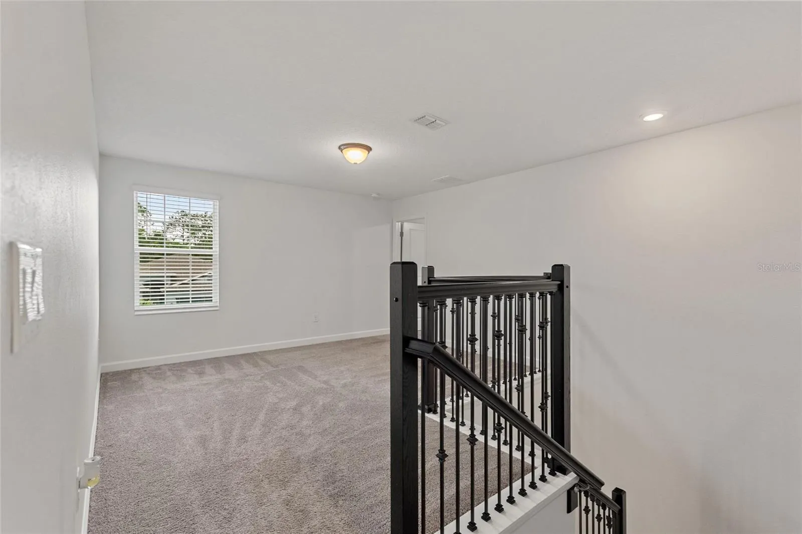 484 BRUNSWICK DR
