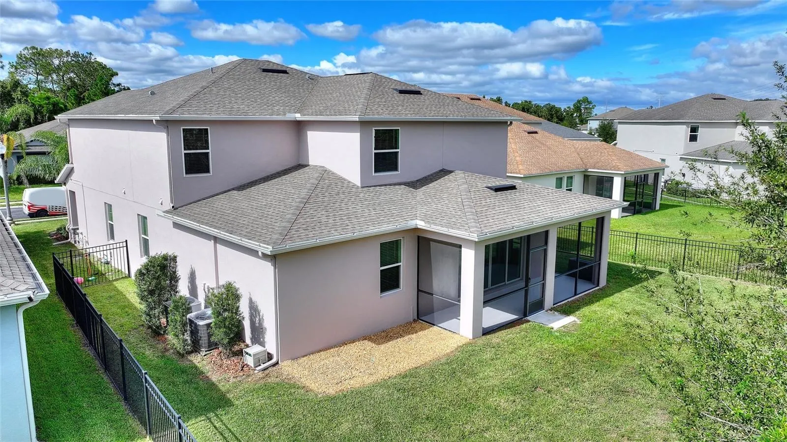 484 BRUNSWICK DR