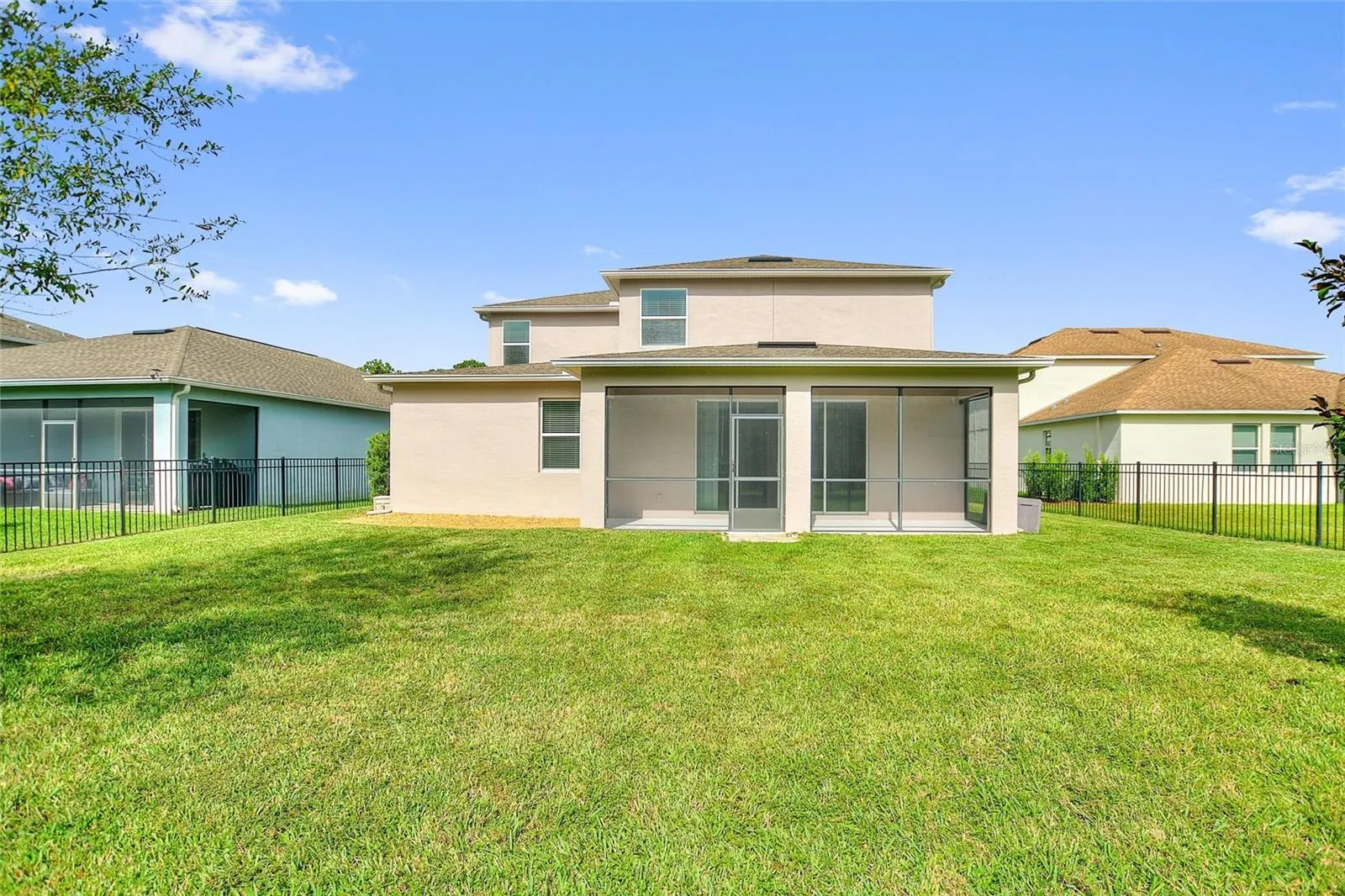 484 BRUNSWICK DR