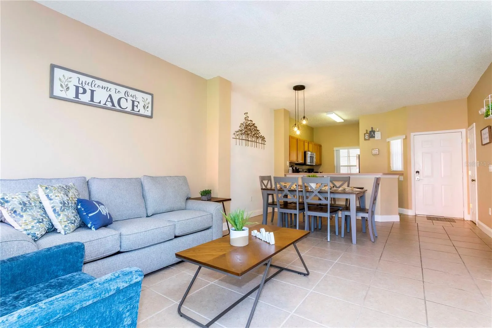 8420 BLUE LAGOON DR