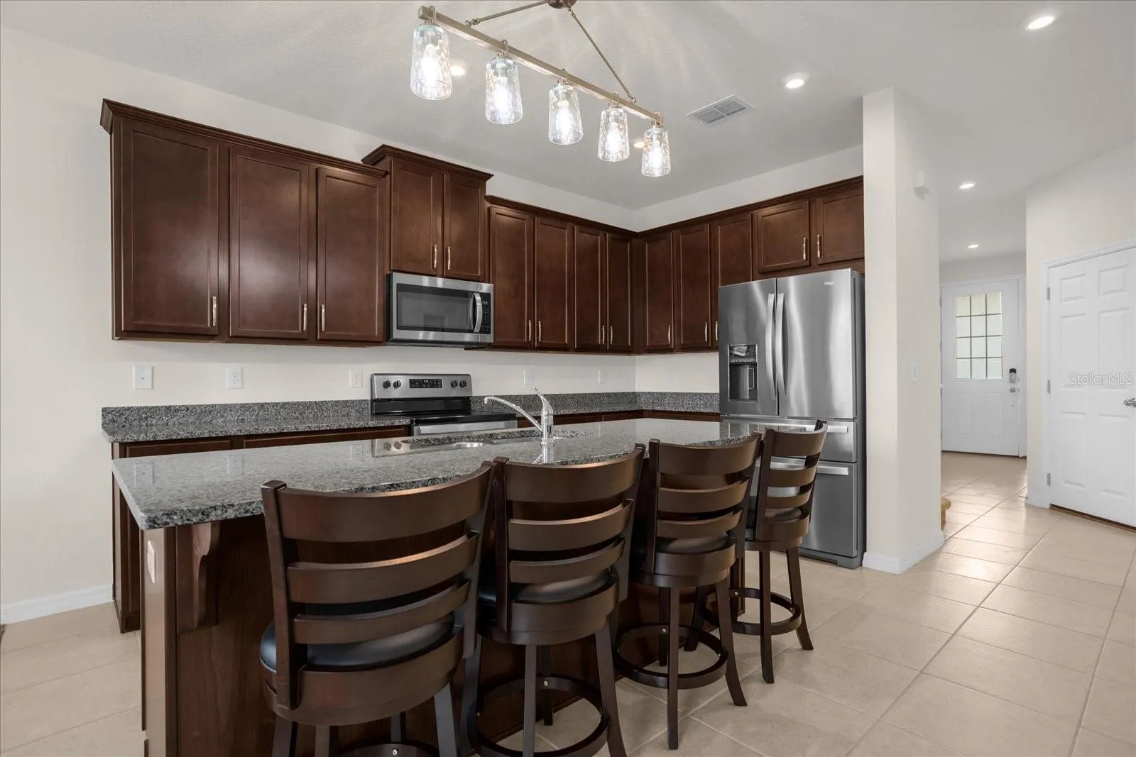 2498 EMPRESS DR