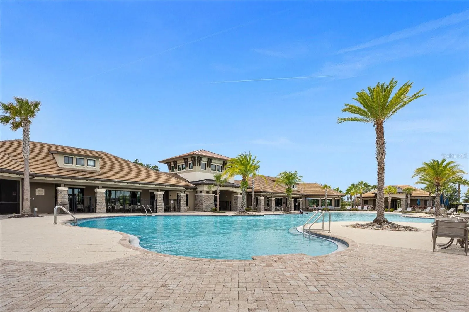 2498 EMPRESS DR
