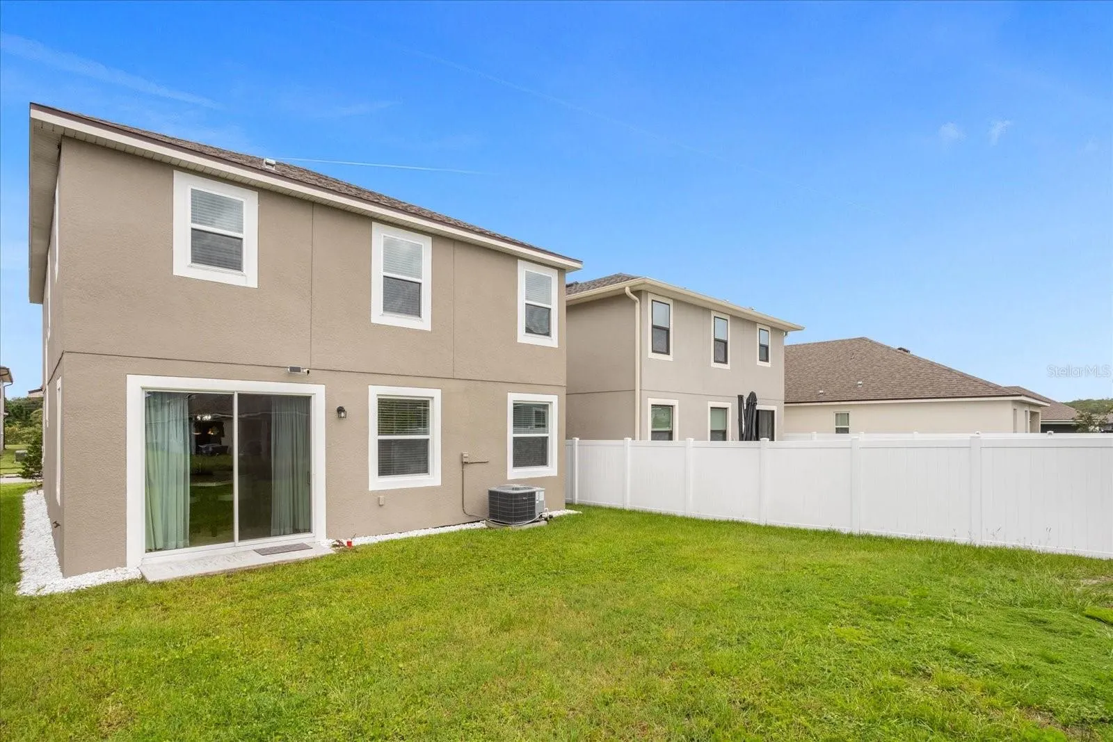 2498 EMPRESS DR