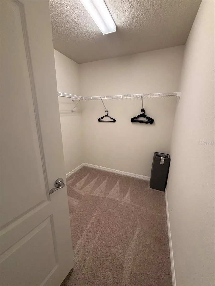 8952 ZURICH LN
