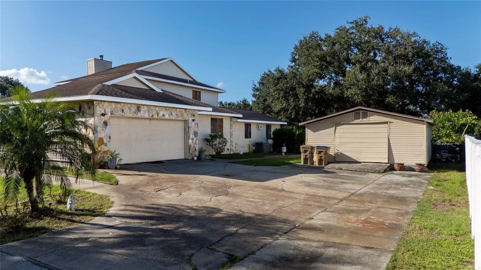 2801 S GRANADA BLVD