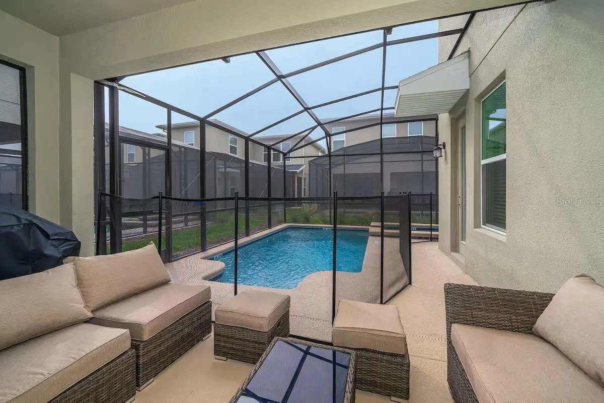 4156 PARAGRAPH DR