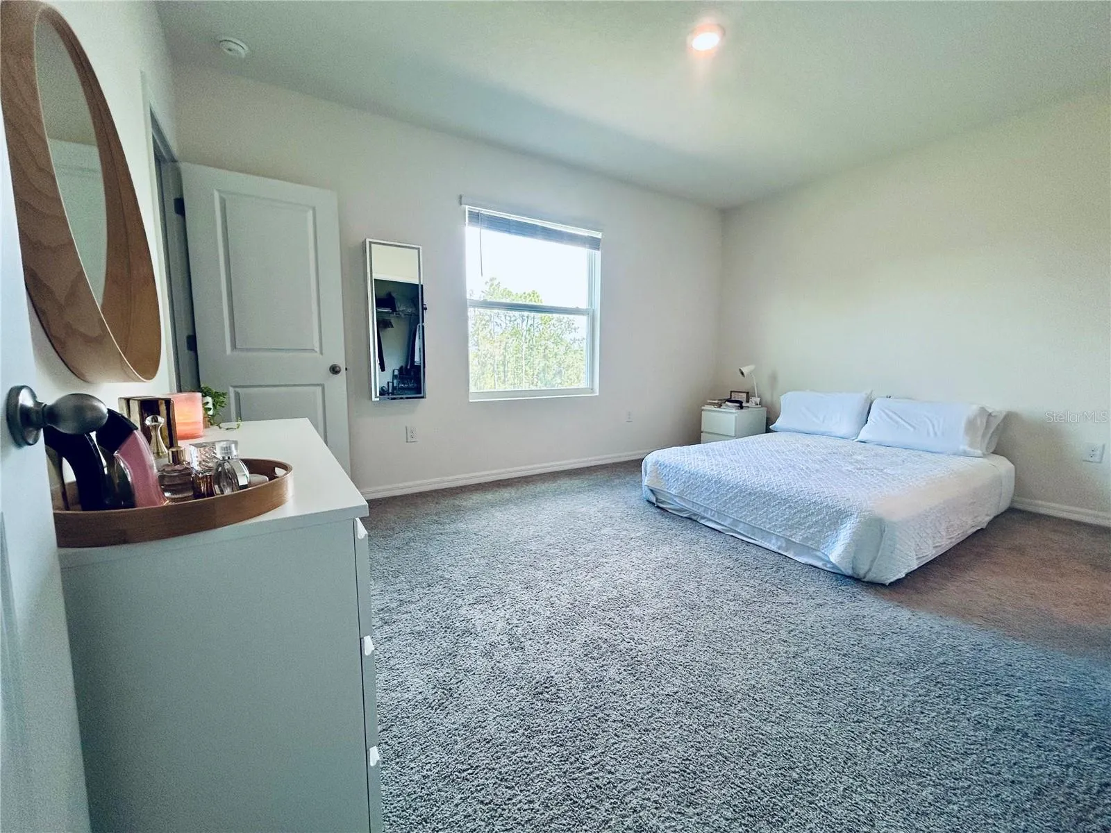 33019 REGENT CANAL ST